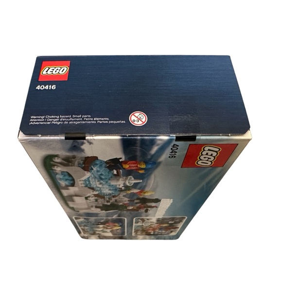 LEGO Ice Skating Rink (40416) 304 pcs - Limited Edition - NEW - Picture 5 of 6